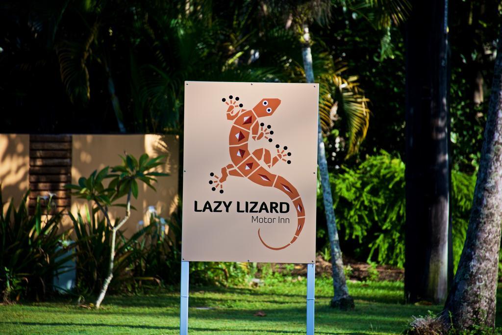 Lazy Lizard Motor Inn Порт Дуглас Экстерьер фото